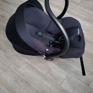 Infant car seat
